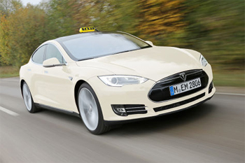 taxi-tesla.jpg